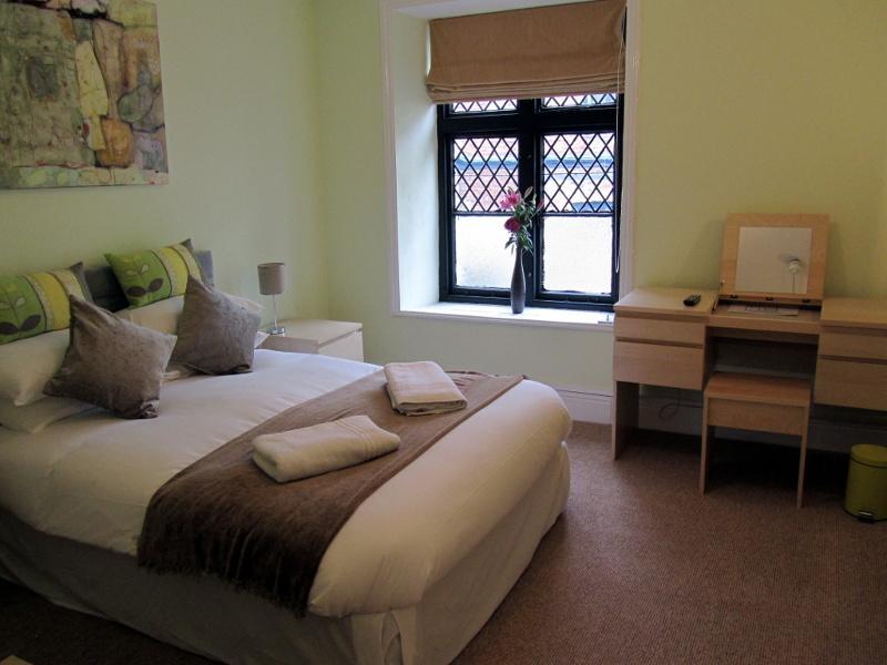 Queens Head Inn Monmouth Zimmer foto